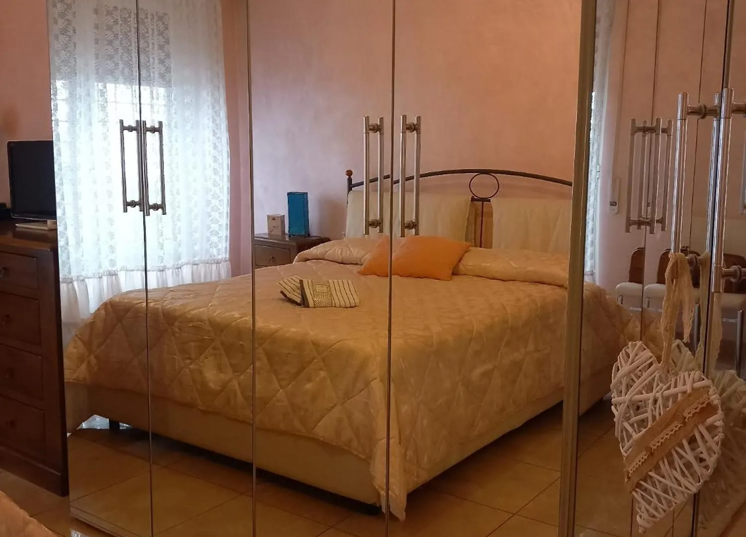 Flowers Guest House Rome 0*,  Italy
